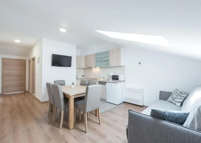 Rilovic - A6 By Interhome تْسافتات